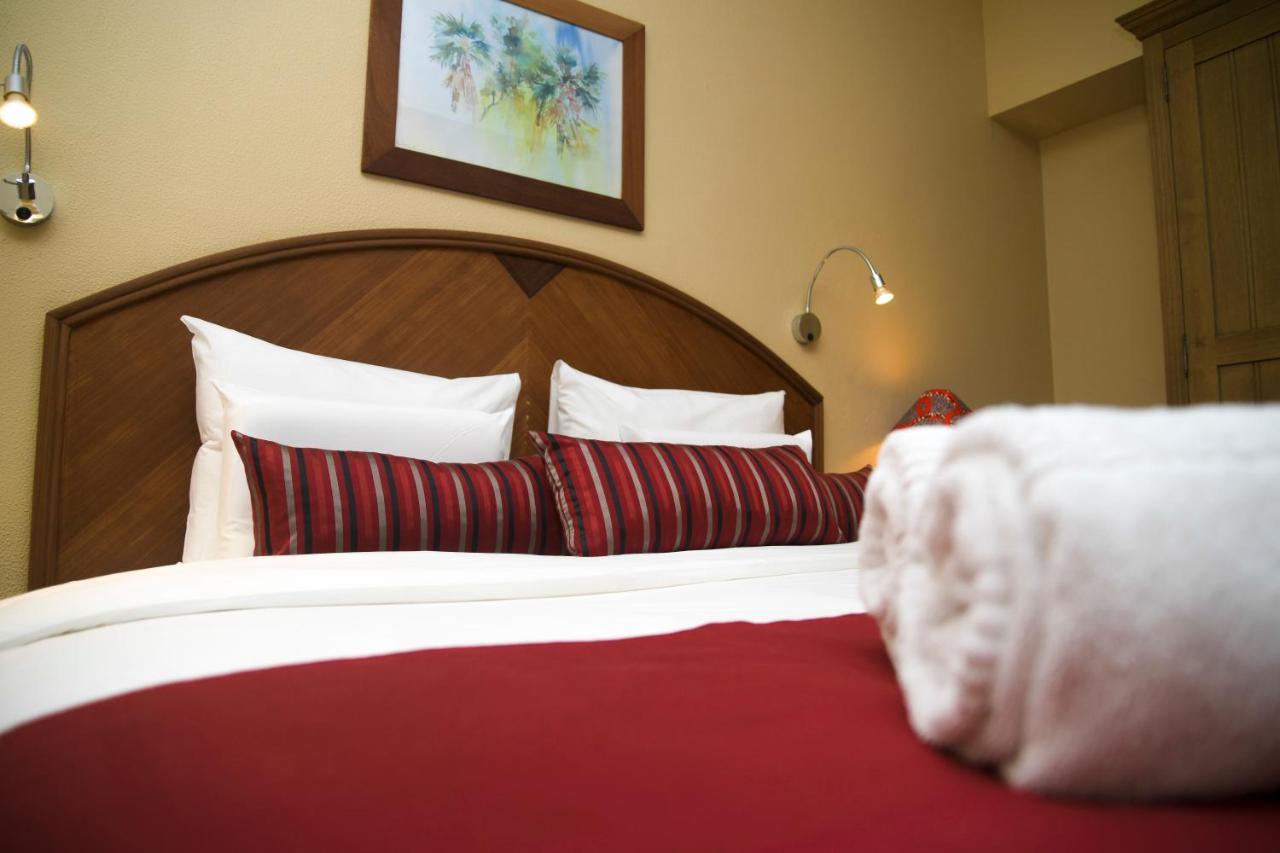 Hotel Memling Kinszasa Zewnętrze zdjęcie