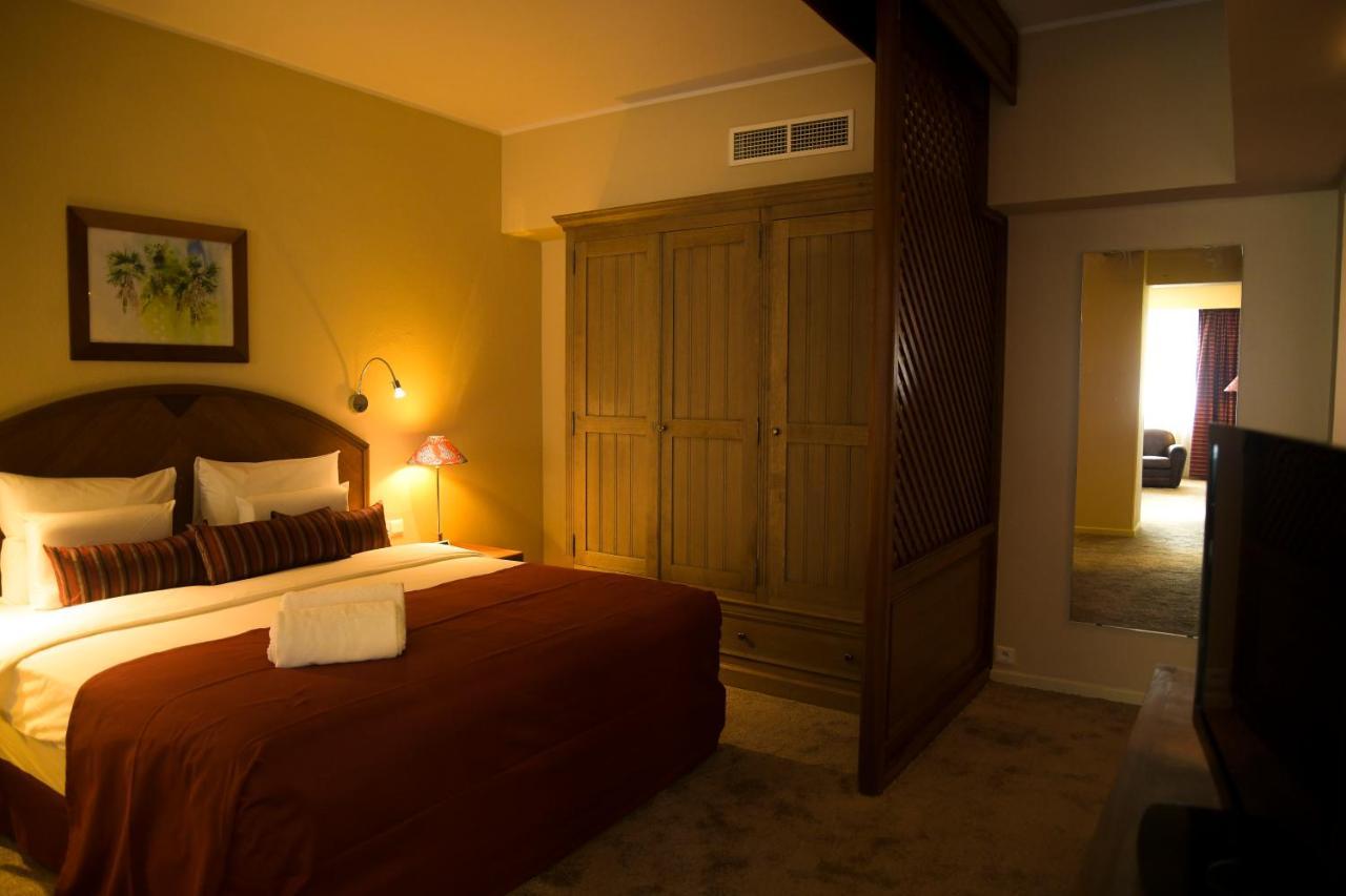 Hotel Memling Kinszasa Zewnętrze zdjęcie
