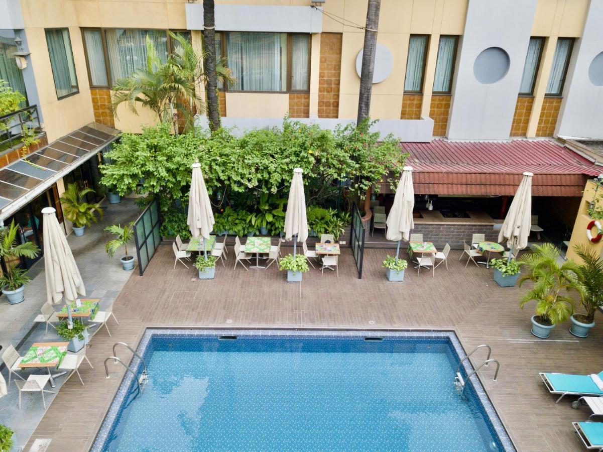 Hotel Memling Kinszasa Zewnętrze zdjęcie